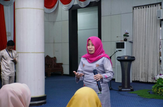 Pj Ketua TP-PKK Kab Kampar tinjau langsung kesiapan lomba HKG ke 51. 