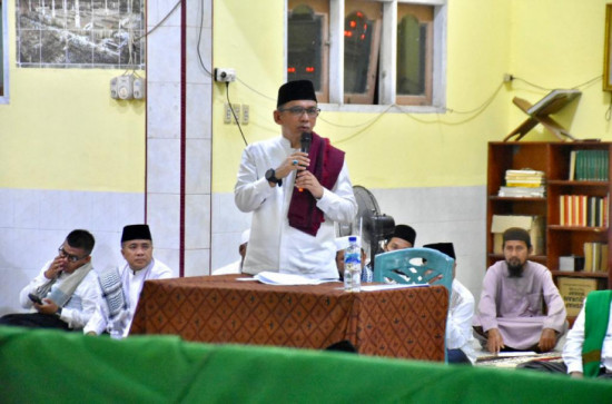 Malam Ke 10 Bulan Ramadhan Pj Sekda Kampar Ir. Azwan, M. Si Lakukan Safari Ramadhan ke Desa Rantau Kasih Kampar Kiri Hilir. 