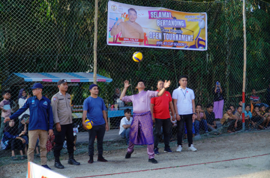 Turnamen Volly Open Turnamen IPPL 45 CUP Season 2 Pulau Langgini Resmi di Buka. 