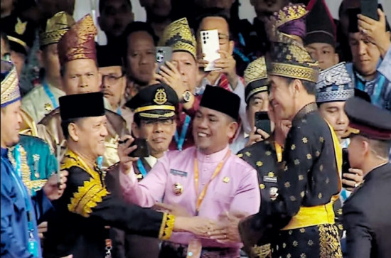 Pj Bupati Kampar Ikuti Upacara Hari Lahir Pancasila 2024 Di Kota Dumai, Presiden RI Jokowi Jadi Inspektur Upacara.