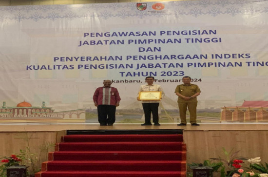 Pemkab Kampar Terima Penghargaan JPT Tahun 2023 Dalam Kategori “Baik” Dari KASN.