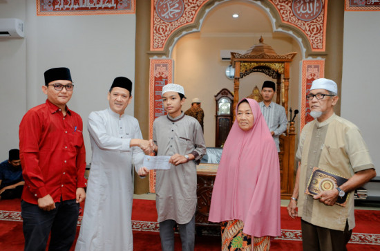 Pj Bupati Kampar Ajak Masyarakat Selalu Menjaga Kerukunan dan Kepedulian Antar Sesama.