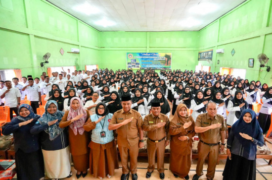 Buka Kegiatan Peningkatan Kompetensi Guru P3K, Pj Sekda Kampar Berharap Jadikan Kampar Berprestasi dan Memiliki Budi Pekerti Serta Akhlak Yang Baik.