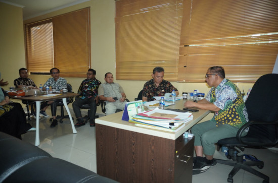 Asisiten III Setda Kampar Azwan Pimpin Rapat Tindak Lanjut Rekomendasi SAKIP Kampar Tahun 2023