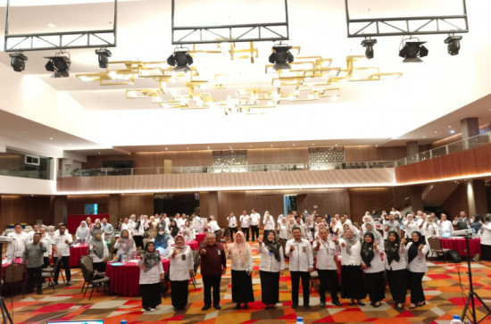 Komit Turunkan Angka Stunting, Pemkab Kampar Ikuti Asistensi Penyusunan ldporan TPPS Provinsi Riau. 