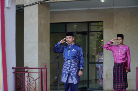 Ahmad Yuzar ; Seluruh ASN dan THL Agar Sukseskan Seluruh Rangkain HUT Riau dan RI tahun 2024. 