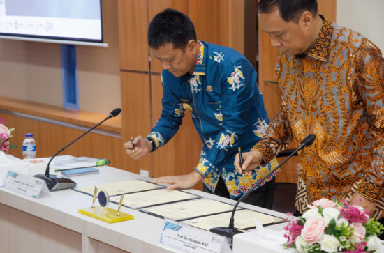 Penjabat Bupati Kampar Tandatangani MoU dengan UMSU terkait Pengembangan SDM.