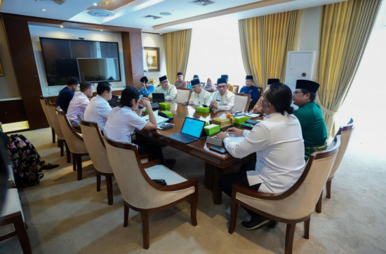 Wakili Pj Bupati Kampar Hambali Pada Pertemuan dengan Ombusman RI , Asisten III Azwan : Pemkab Kampar Komit Tingkatkan Layanan Publik. 