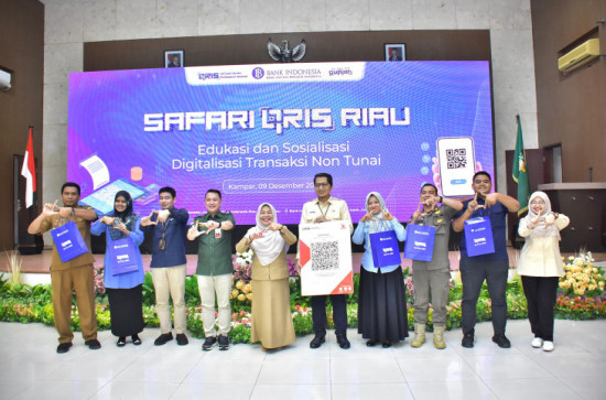 Wakili Pj Bupati Kampar, Kaban Bapenda Ir.Kholida Hadiri Edukasi dan Sosialisasi Digitalisasi Transaksi Non Tunai Menggunakan QRIS di Kab. Kampar