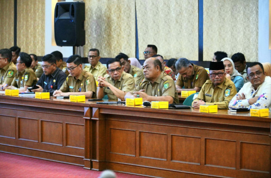 Asisten III Azwan Ikuti Rakor IPAK Dimensi Pengalaman Pada Layanan Publik di Wilayah Riau Bersama KPK