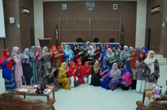 Buka Sosialisasi Program Pemerintah Bidang Paud, Pj Sekda Kampar Komitmen Untuk Mensejahterakan Guru-Guru Paud Se Kabupaten Kampar.