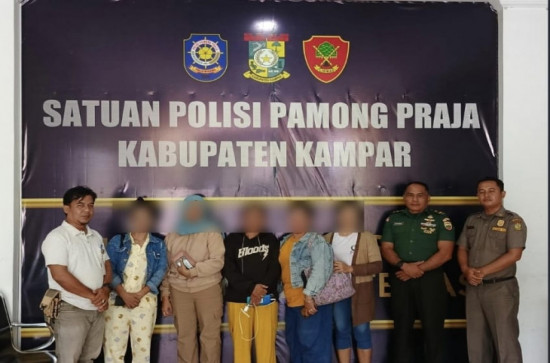 Tim Yustisi Kabupaten Kampar Penertiban Warung Remang-remang .