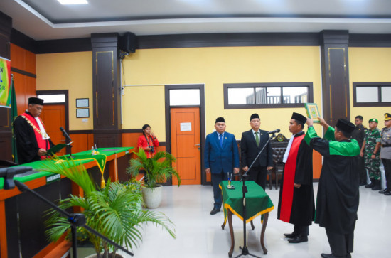 Pengambilan Sumpah Jabatan Dan Pelantikan Wakil Ketua Pengadilan Negeri Bangkinang 1 B Hendri Sumardi SH,MH