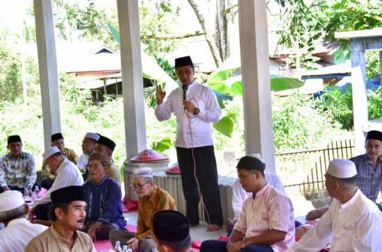 Silaturahmi Bersama Masyarakat, Pj Sekda Kampar mengajak Masyarakat Untuk selalu Menjaga Kerukunan antar sesama untuk wujudkan Masyarakat yang Agamis.