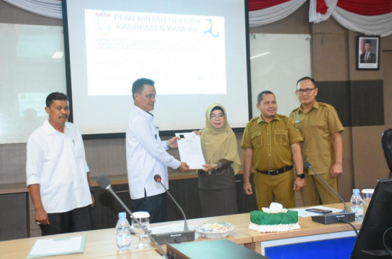 Lakukan Serah terima Dokumen Hibah Pelebaran Jalan Nasional,  PJ Sekda Kampar Berharap Pelebaran Jalan Ini Dapat Dirasakan Oleh Masyarakat.
