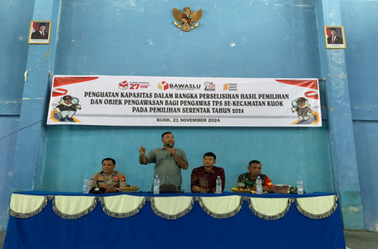 Tingkatkan Kapasitas Pengawas Pemilu Serentak 2024 ,  Pengawas TPS Se-Kecamatan Kuok ikuti Bimtek.