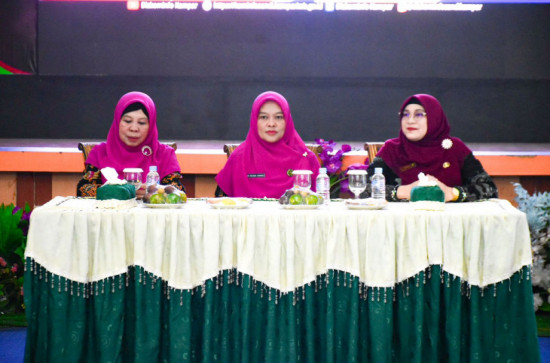 Buka Sosialisasi Standar Penyelenggaraan PAUD, Ricana Hambali Tekankan Jadikan PAUD Berkualitas Di Kabupaten Kampar. 