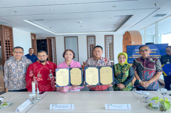 Pj Bupati Kampar Hambali Tandatanangani kesepakatan bersama antara Politeknik Keuangan Negara STAN  Dengan  Pemerintah  Kabupaten Kampar. 