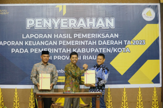 Kampar Terima Opini WTP Ke 8 Kali Berturut-turut Dari BPK RI Perwakilan Provinsi Riau.