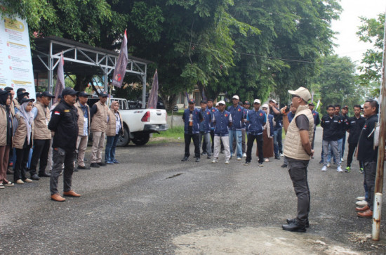 Hari Pertama Masa Tenang, Bawaslu Kampar Gelar Apel Siaga Pengawasan Libatkan Panwascam Hingga PTPS. 