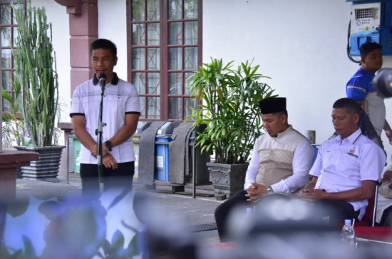 Ikuti Porseni Tingkat Provinsi Riau 2024 di Bengkalis, Ini Pesan Pj. Sekda Ahmad Yuzar Saat Lepas Kontingen IGTKI - PGRI Kampar.