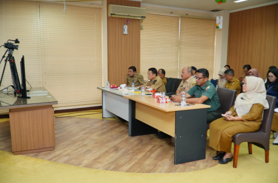 Terus Pantau Perkembangan Inflasi, Pj Bupati Kampar Ikuti Rakor Pengendalian Inflasi Daerah Bersama Kemendagri 