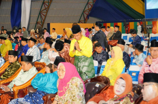 Plh Sekda Kampar Apresiasi Kerja Keras Ketua, Official Pelatih Serta Seluruh Kafilah Kampar di MTQ Ke-42 Provinsi Riau.