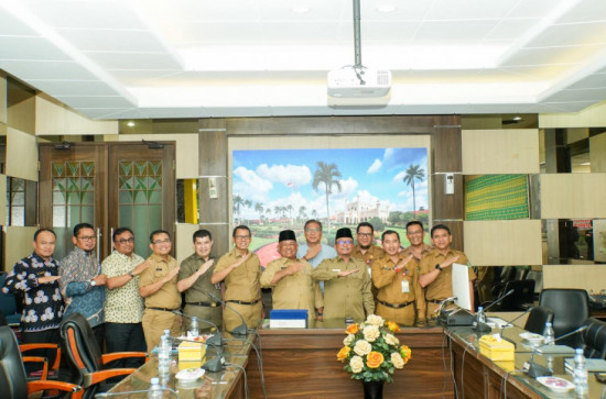 Pj Sekda Kampar Bersilaturrahmi ke Kabupaten Siak.