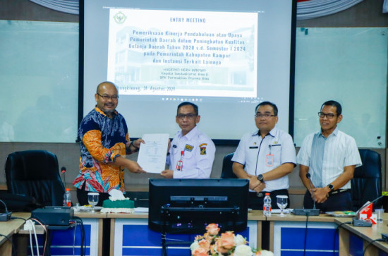 Entry Meeting BPK – RI Perwakilan Provinsi Riau Dalam Rangka Pemeriksaan Kinerja Pendahuluan Atas Upaya Pemerintah Daerah Dalam Peningkatan Kualitas Belanja Daerah Tahun Anggaran 2020 s/d Semester I 2024 di Kab. Kampar. 