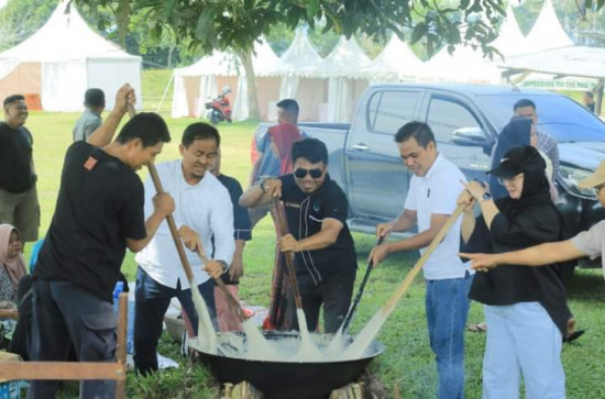 Balai Pelestarian Kebudayaan Wilayah IV Gelar Julang Budaya Kampar di Candi Muara Takus