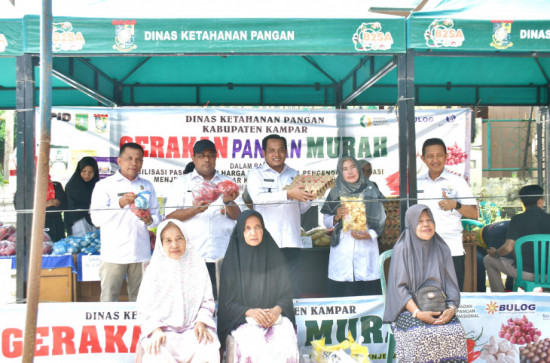 Kendalikan Inflasi, Pemkab Kampar Gelar Pangan Murah Di Desa Tanjung Berulak