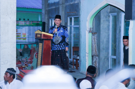 Safari Ramadhan Di Masjid Al-Ikhlas Desa Pandau Jaya, Pj Bupati Kampar Ajak Masyarakat Memakmurkan Masjid
