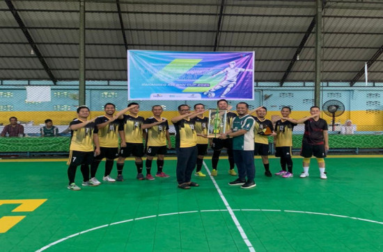 Tim Futsal BKPSDM Kampar Kembali Bawa Pulang Piala Bergilir Kakanreg XII Cup 2024. 