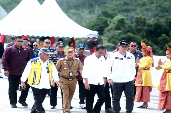 Kunjungan Presiden Jokowi ke Kabupaten Kampar Berjalan Sukses dan Lancar, Pj Bupati Kampar Hambali Apresiasi Semua Pihak