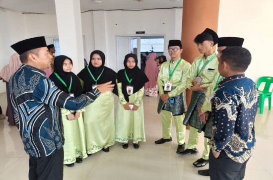 Tim Fahmil Qur’an Putri Kampar Raih Juara 3 di MTQ ke-43 Riau. 