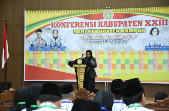 Wakil Bupati Kampar Buka Secara Resmi Konferensi Kabupaten XXIII PGRI Kabupaten Kampar Tahun 2025.