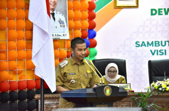 Bupati Kampar Sampaikan Pidato Visi Misi Pada Rapat Paripurna Istimewa DPRD Kampar. 