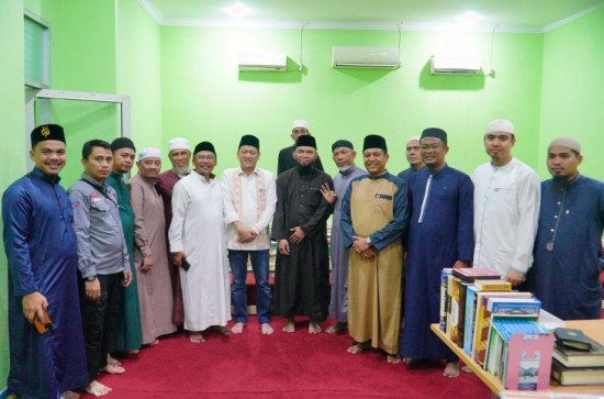 Pj. Bupati Kampar Hadiri Kajian Akbar di Masjid Islamic Center Bangkinang Kota, Yang di Isi Oleh Ustadz Arriful Bahri