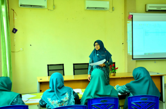 Ricana Hambali Pimpin Rapat Kerja 4 Pokja Dan Sekretariat Serta Evaluasi Kegiatan TP PKK Kab. Kampar. 