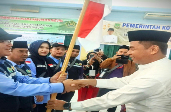 Bupati Kampar Lepas Keberangkatan JCH Kab. Kampar Tahun 2025. 
