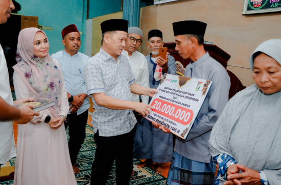 Sekda Kampar Safari Ramadhan Di Desa Siabu. 