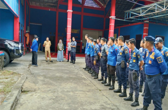 Tinjau Kantor Baru dan Pos Damkar, Sekda Kampar Hambali : Tingkatkan Pelayanan Optimal dan Kesiap Siagaan. 