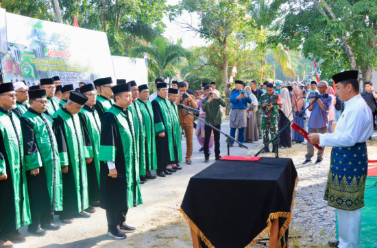 Bupati Kampar Lantik Dewan Hakim MTQ ke-54: “Bekerjalah Profesional dan Objektif untuk Dapatkan Qori dan Qoriah Terbaik”