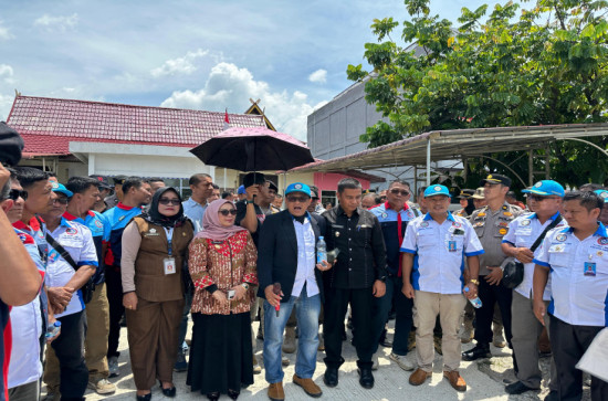 Bupati Dan Wakil Bupati Kampar Terima Aksi Damai dari Aliansi Federasi Serikat Pekerja Pertanian dan Perkebunan. 