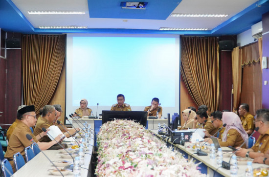 Pimpin Rapat Terkait Refocusing Anggaran, Ahmad Yuzar ; Mari Kita Bangun Kampar Dengan Hati Nurani. 