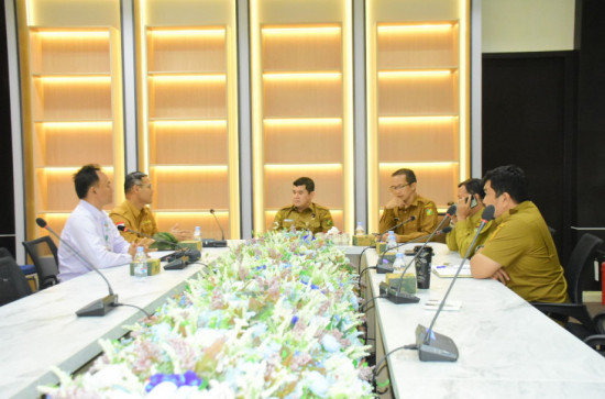 Pj Sekda Kampar Ardi Mardiansyah Terima Audiensi Kepala BKSDA Riau. 