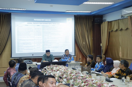 Staf Ahli Bupati Kampar Readel Fitri Buka Rakor Perencanaan Pembangunan Daerah Kabupaten Kampar Tahun 2026