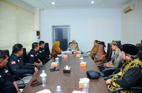 Sambut Audiensi FPK, Wakil Bupati Kampar Berharap FPK Dapat Menjaga stabilitas sosial, memperkuat integrasi Serta Kerukunan Dalam Masyarakat.