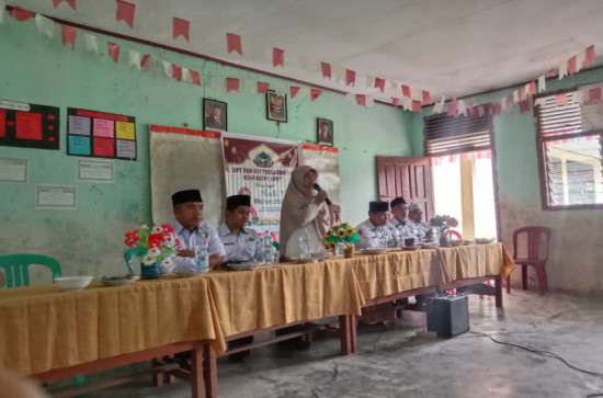 Dr. Mardiana, SHI., MH Pimpin Tim  Safari Maulid KUA Kecamatan Kampa Ke UPT SDN 011 Pulau Rambai 