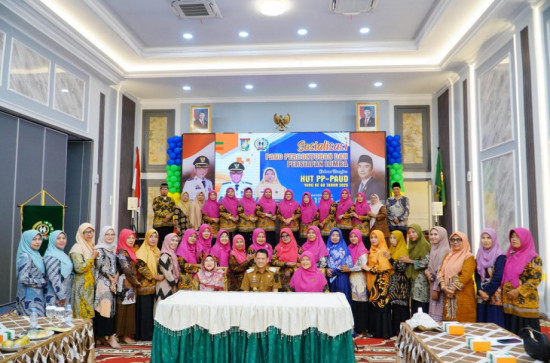 DPC PP PAUD Kampar Gelar Sosialisasi PAUD Percontohan Sekaligus Lakukan Rapat Persiapan HUT PP PAUD Ke-68 Tahun 2025